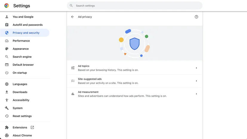 تتيح لك صفحة خصوصية الإعلان إيقاف تشغيل إعلانات Chrome المستهدفة.
